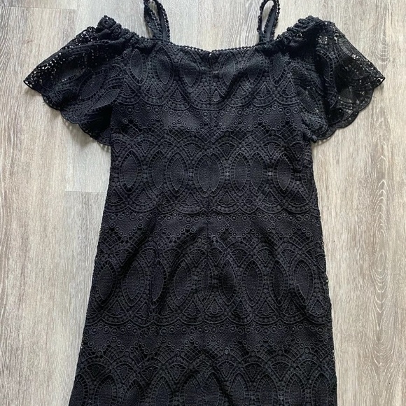 New White House Black Market Off Shoulder Dress 0P - Picture 8 of 9